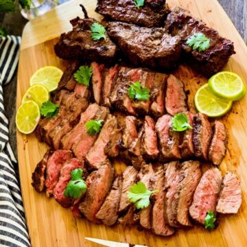 carne asada sliced on cutting board