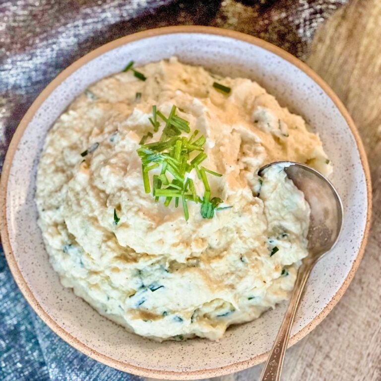 whole30 mashed cauliflower in round oatmeal bowl